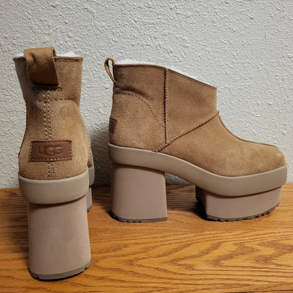 UGG Tan Mini New Heights Platform Boots Size 10